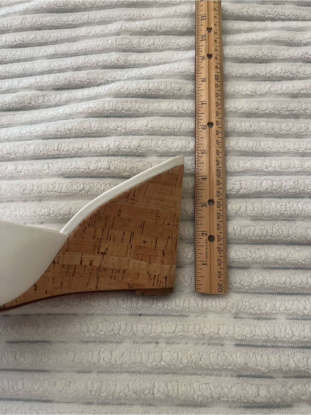 Veronica Beard White Cork Wedges - Picture 7 of 7